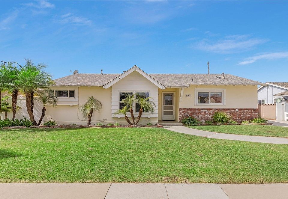 1st image of 1507 S Citrus Ave