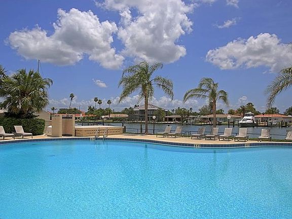 3rd image of 31 Island Way APT 1008