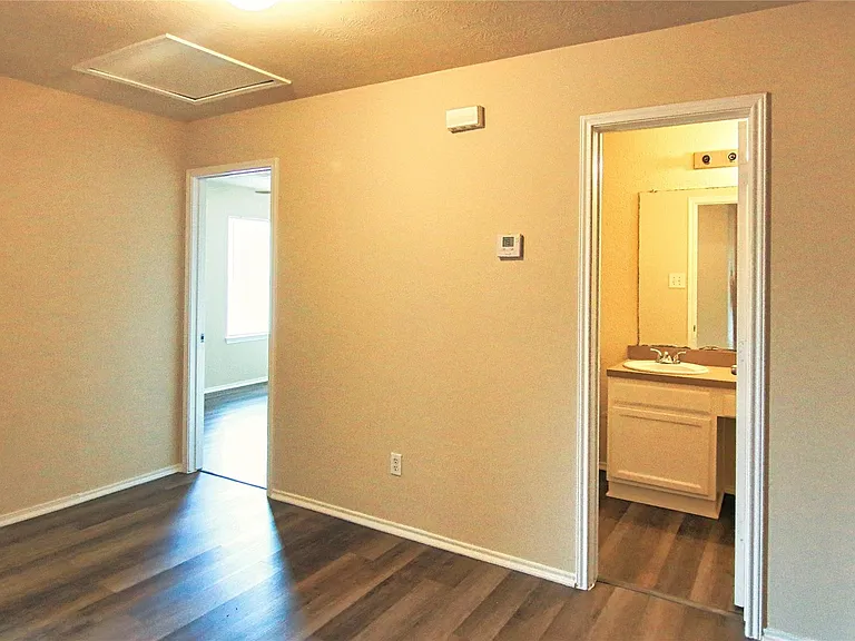 7419 Kennemer Dr — Photo 14