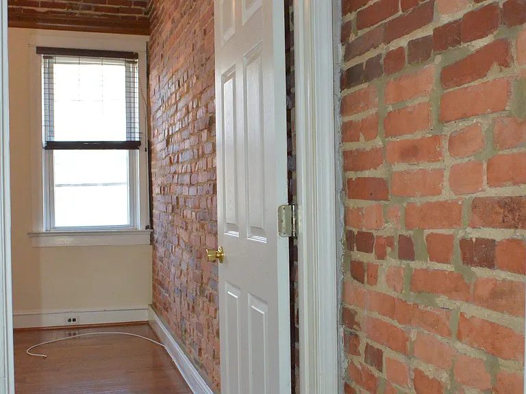 1430 Haubert St — Photo 16