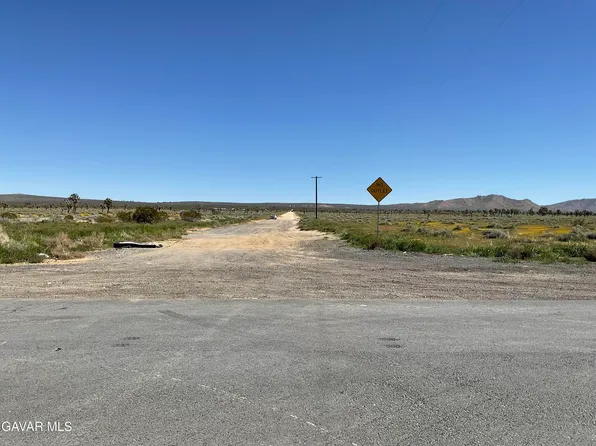 165 E Avenue H #10, Lancaster, CA 93535