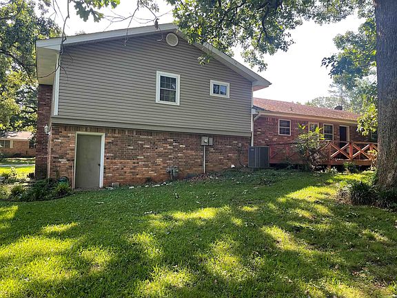 2nd image of 7241 Ross Ln
