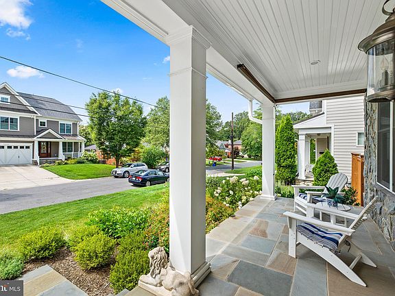 5th image of 4405 Colchester Dr