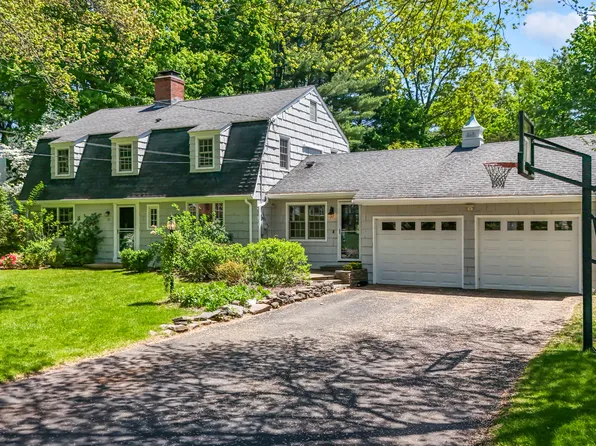 37 Glenwood Road, West Hartford, CT 06107