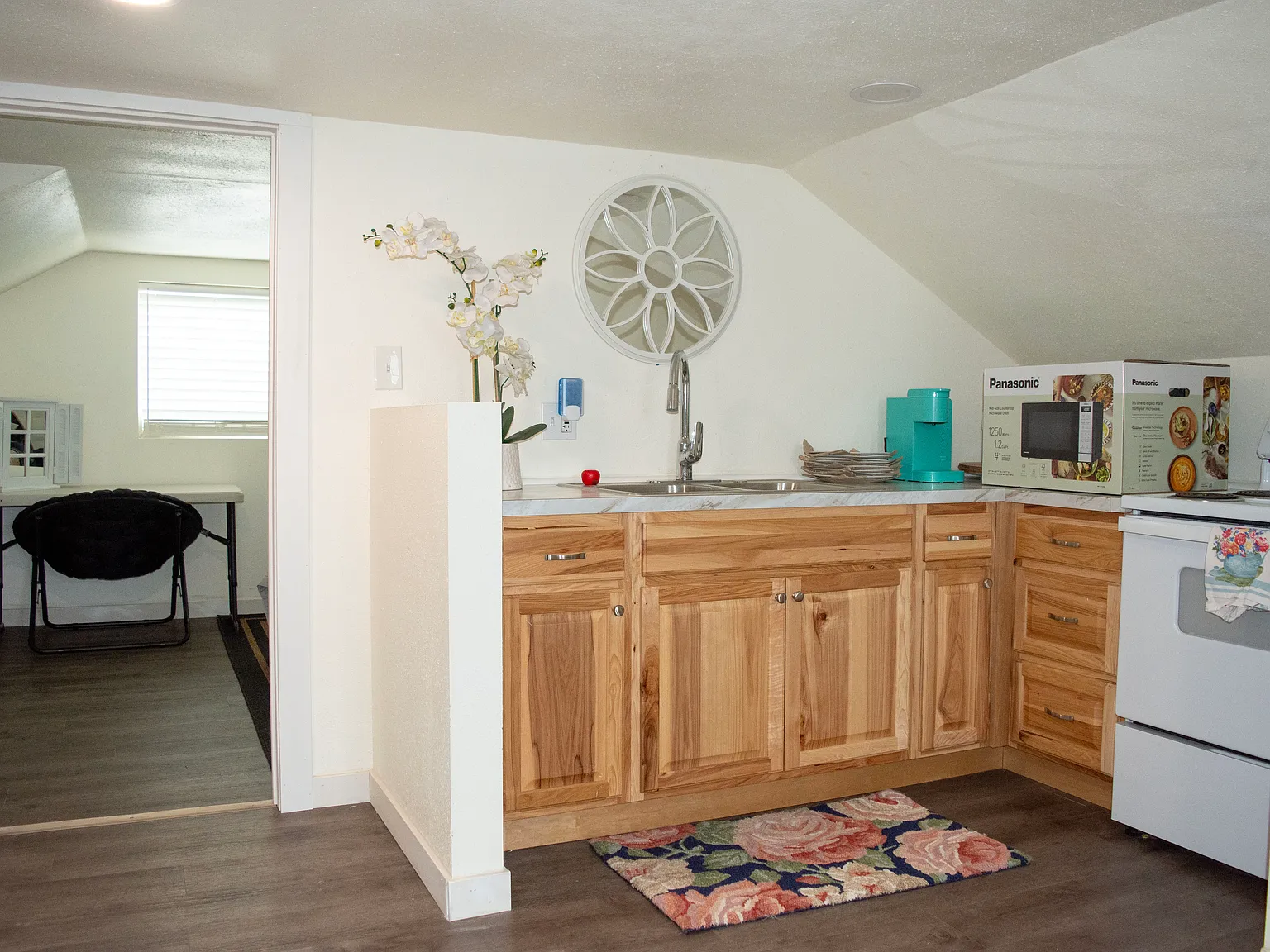 1 bed, 600 sqft, $1,200 — Photo 2