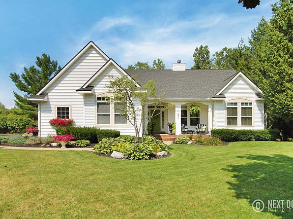 4th image of 53 Stonehenge Dr SW