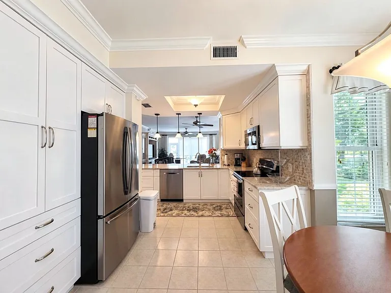 752 Wiggins Lake Dr #102 — Photo 9