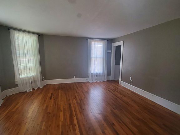 2nd image of 620 N 2nd St