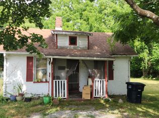 1114 13th St SE, Roanoke, VA 24013