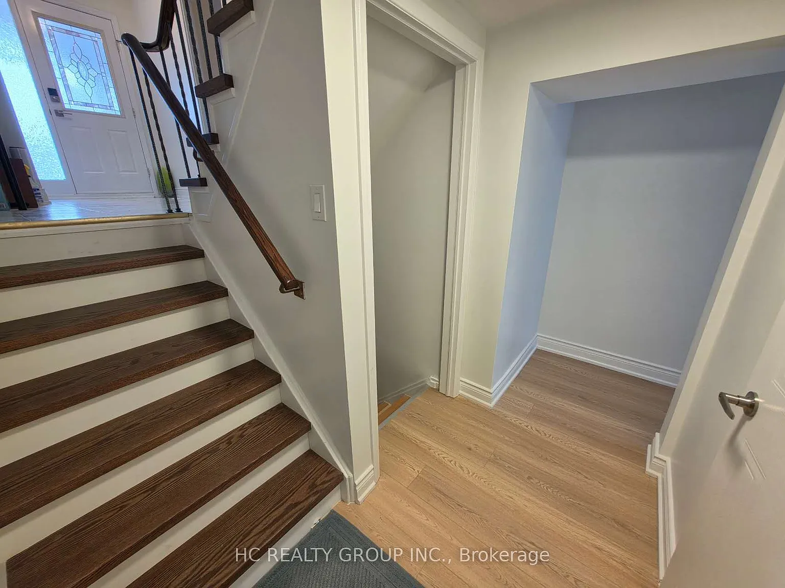 1 bed, $1,300 — Photo 3