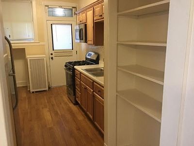 3rd image of 4019 N Mozart St #3
