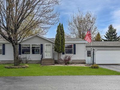 20 Kenneally Blvd, Gladstone, MI, 49837