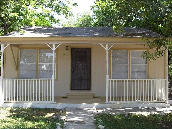 2nd image of 427 Gardina St