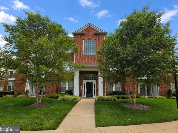 8204 Blue Heron Dr APT 1D, Frederick, MD 21701