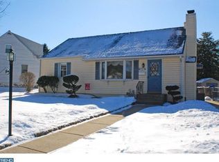 327 Walker Ave, Penndel, PA 19047