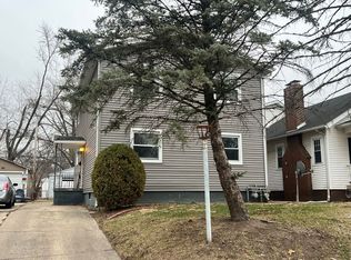 2316 Yale Blvd, Springfield, IL 62703