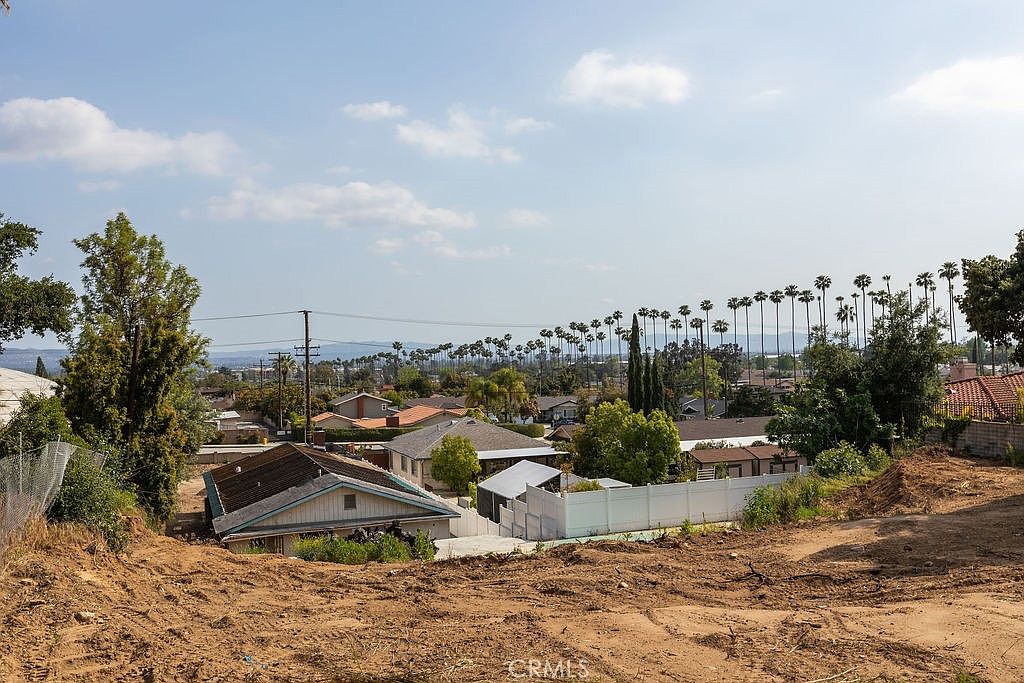 215 E Sierra Madre Ave, Azusa, CA 91702 Zillow