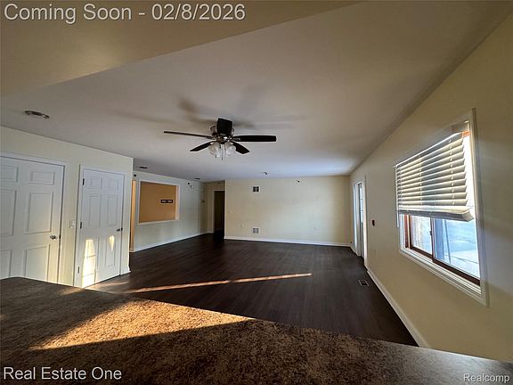 4th image of 1510 Hampstead Ln