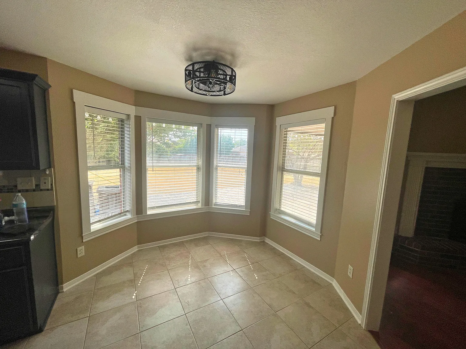 3 bed, 1689 sqft, $1,850 — Photo 4