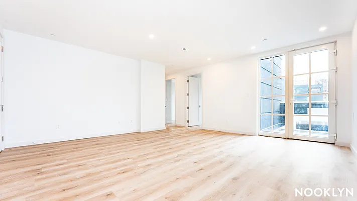 Rented by Nooklyn NYC LLC | media 79