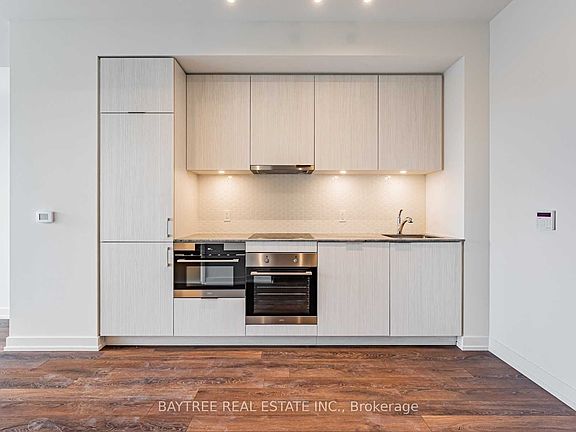 3rd image of 158 Front St E #421