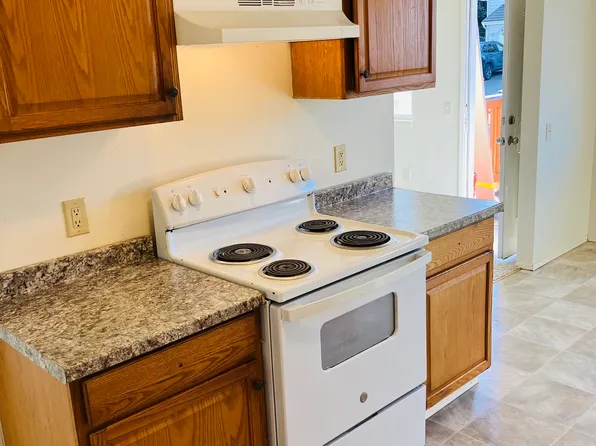 5110 S Garden St APT 2, Seattle, WA 98118