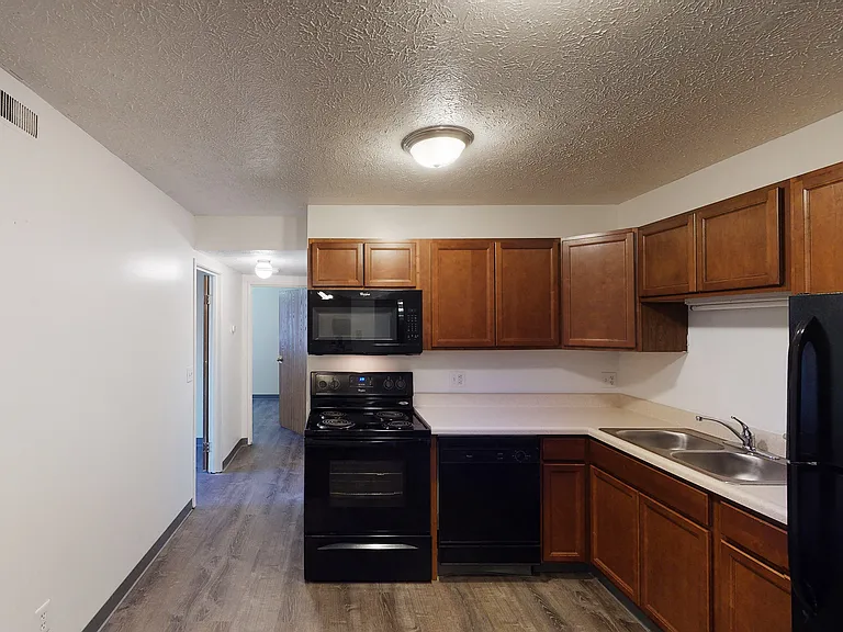 Quail Meadow Apartments — Photo 25