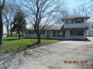 13 Shell Ct, Oswego, IL 60543