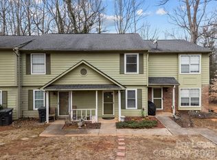 4051 Briarhill Dr, Charlotte, NC 28215