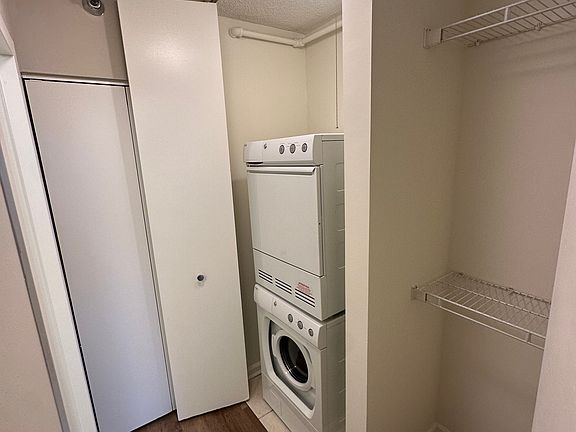 5th image of 161 E Chicago Ave #1201