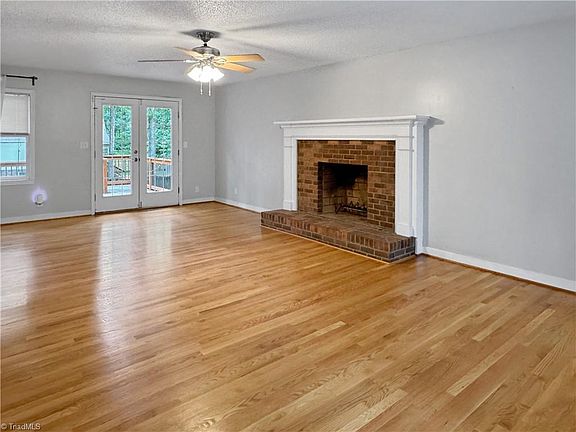 3rd image of 5208 Bridge Pointe Dr