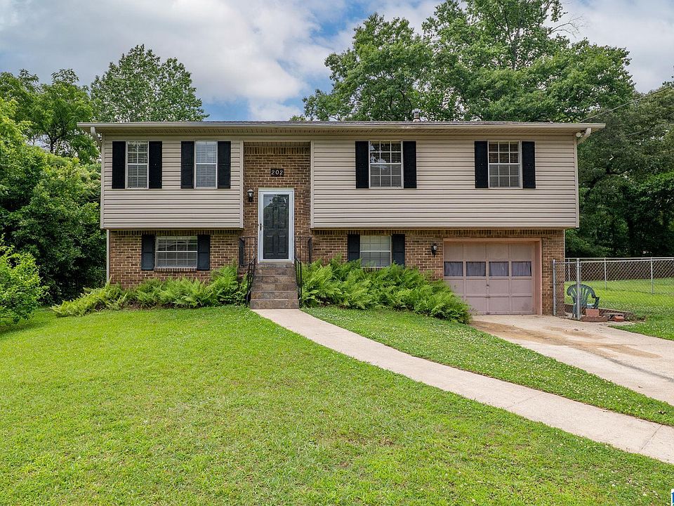 1st image of 202 Gardenview Ln