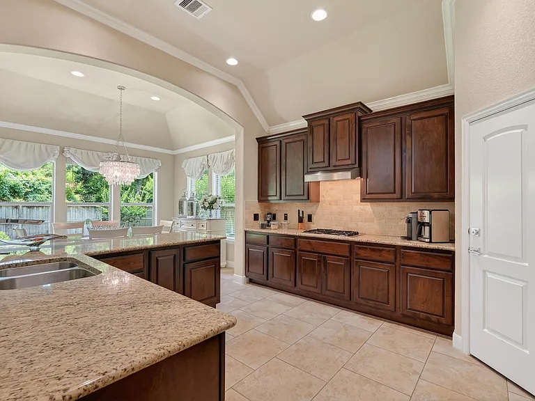 55 S Victoriana Cir — Photo 16