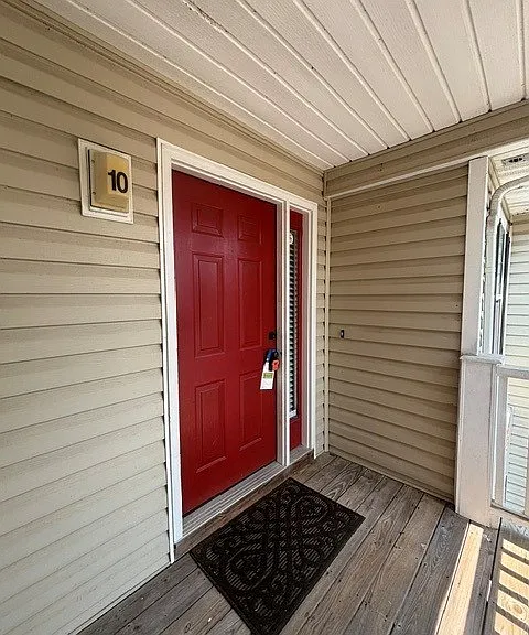 362 Bubble Creek Ct #10 — Photo 2