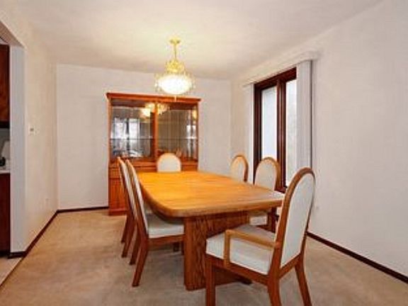5th image of 15338 Stradford Ln #0