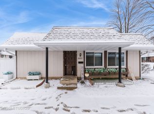 5521 Pebblebeach Dr, Hanover Park, IL 60133