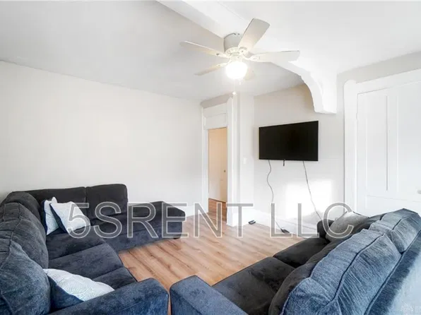 85 W 2nd St APT 2, Xenia, OH 45385