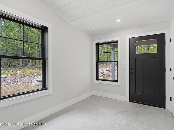 5th image of 493 Samsonville Road