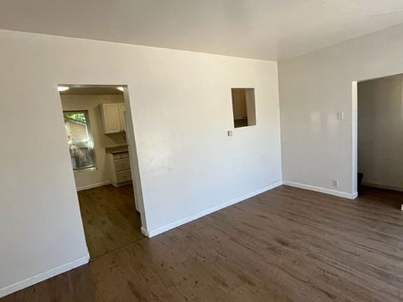 2nd image of 1213 Bond St