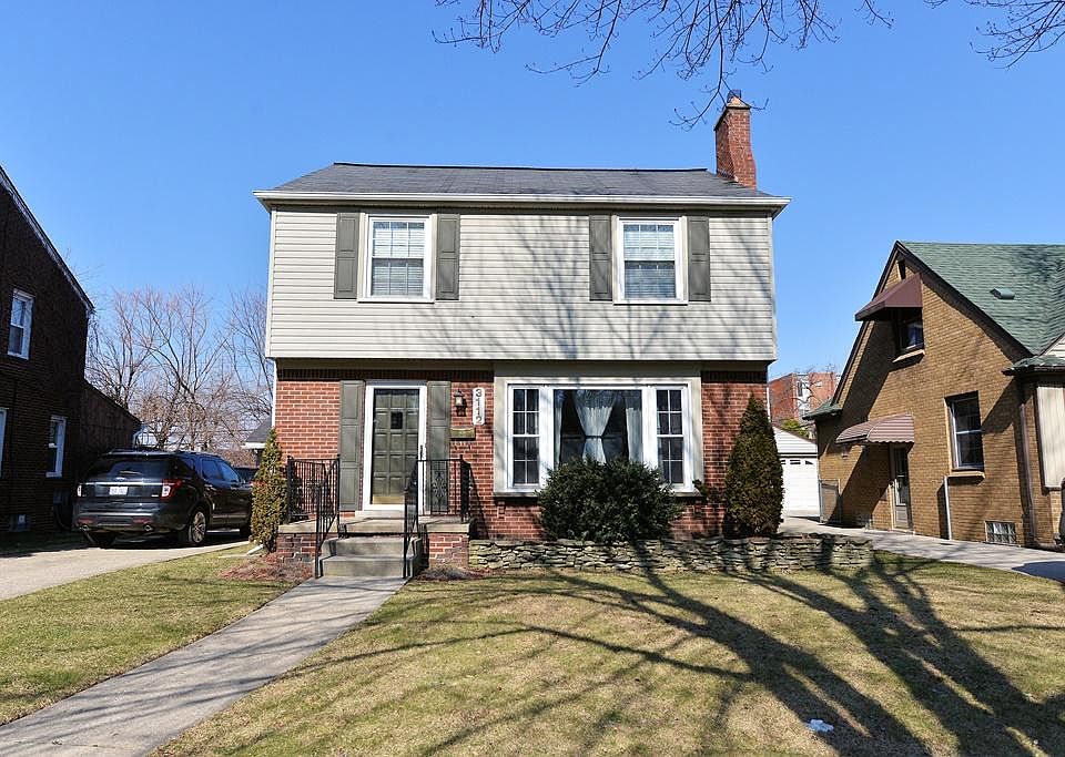 3112 Guilford