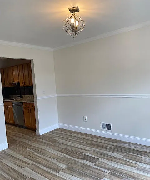 10 Mystic Ct — Photo 6
