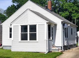 1910 Paul St, Ottawa, IL 61350