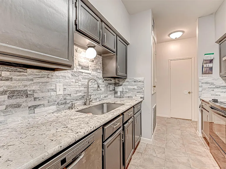 3780 Tanglewilde St #604 — Photo 20