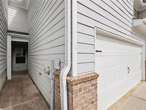 4th image of 1294 Rubble Rd