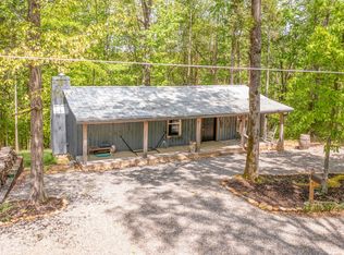 198 Taylor Rd, Byrdstown, TN 38549
