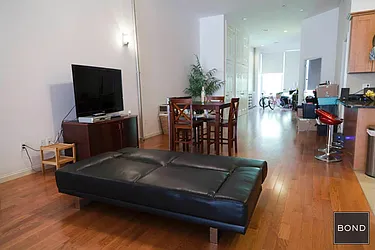 Rented by Bond New York