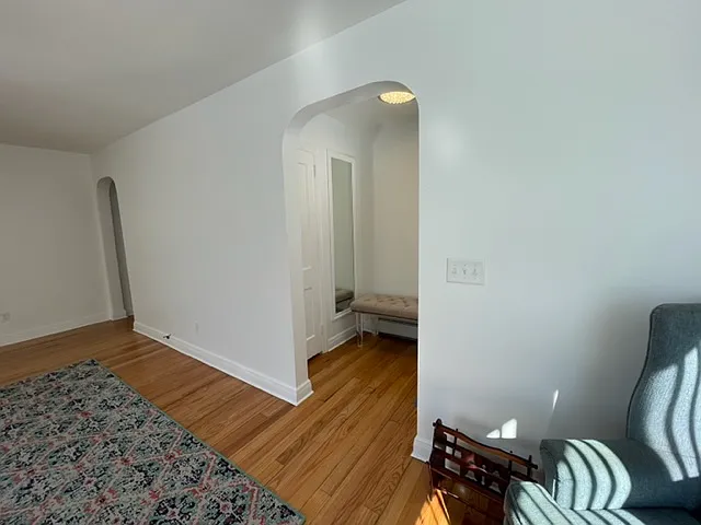 158 Windsor Ave — Photo 9
