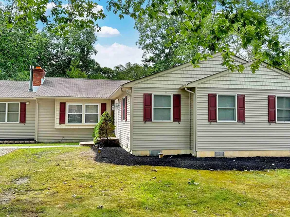 302 Ridgewood Ave, Absecon, NJ 08205