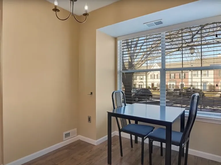 1501 Doolittle Dr — Photo 14
