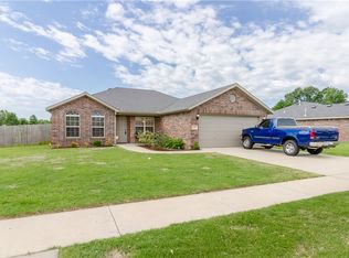 4223 Mahogany Dr, Fayetteville, AR 72704